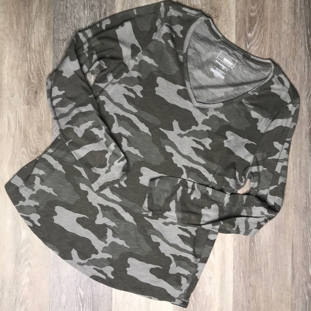 Women’s Camo Top